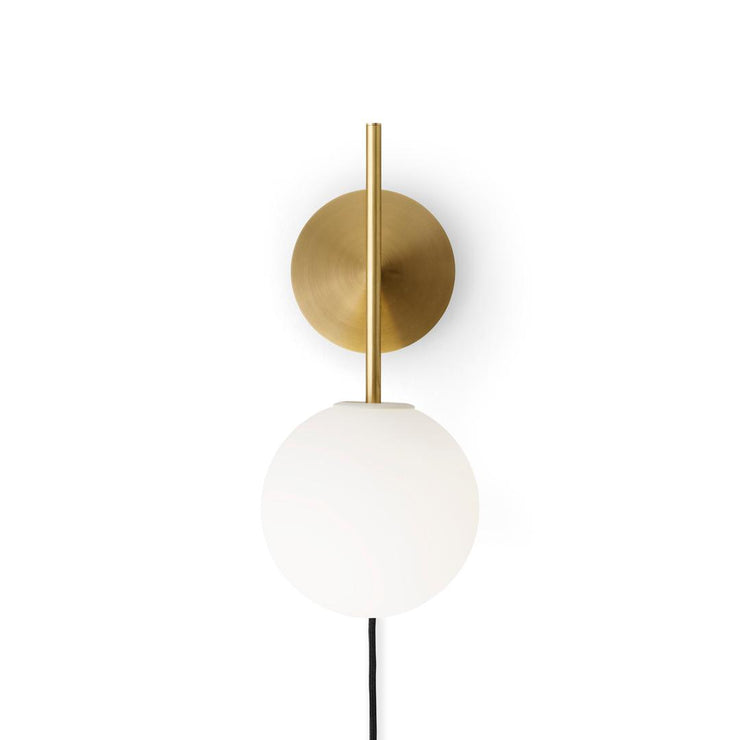 Vegglampe TR Bulb Suspended Wall Lamp fra Audo Copenhagen