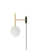 Vegglampe TR Bulb Suspended Wall Lamp fra Audo Copehagen