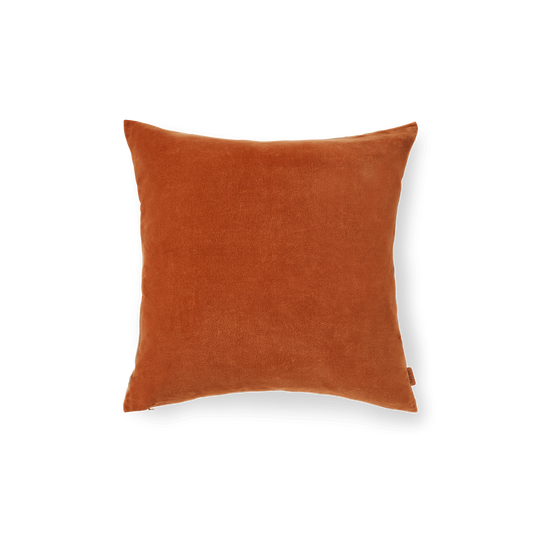 Pute Senti Cushion fra Ferm Living i fargen Baked Clay/ rustrød